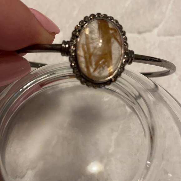 Gold Rudilated Quartz & Diamond cuff bracelet - Picture 5 of 6